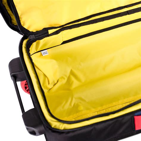 topo designs travel bag roller.